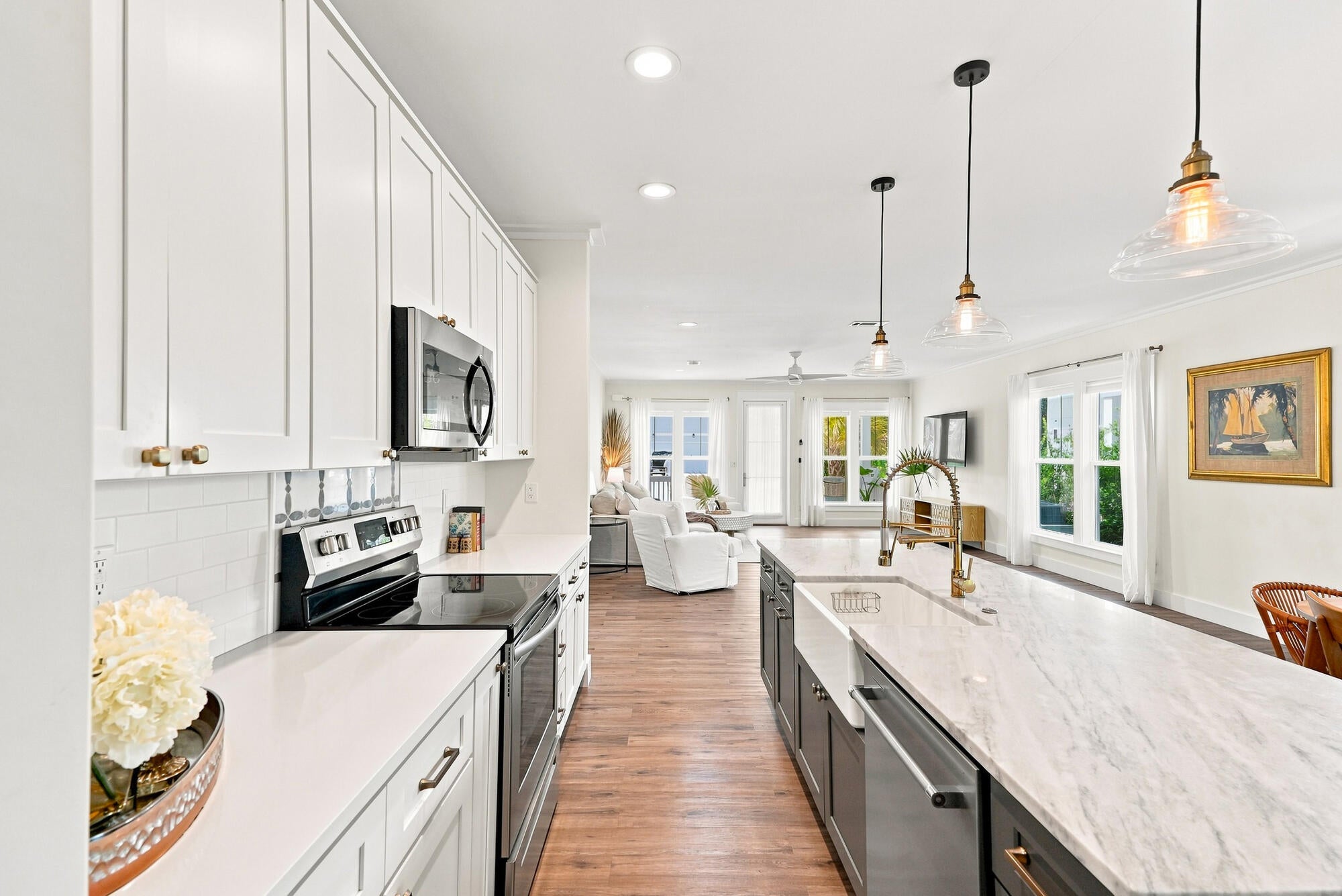 MAGNOLIA BEACH - Residential
