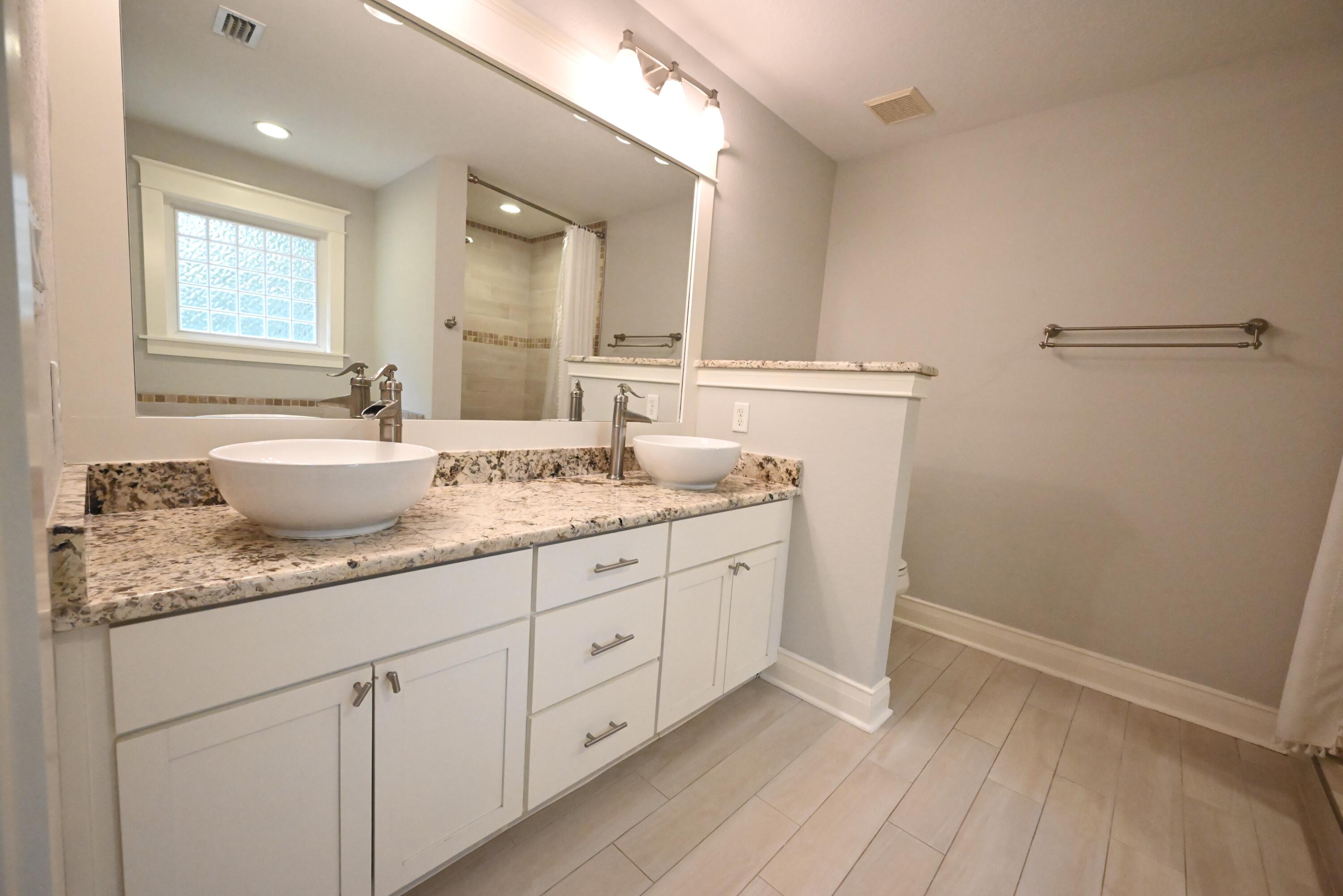 KENNEDY LAKES 1ST ADDN - Residential