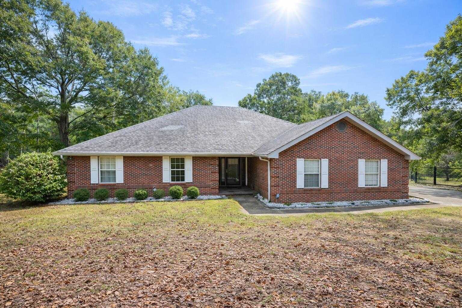 KENNEDY LAKES 1ST ADDN - Residential