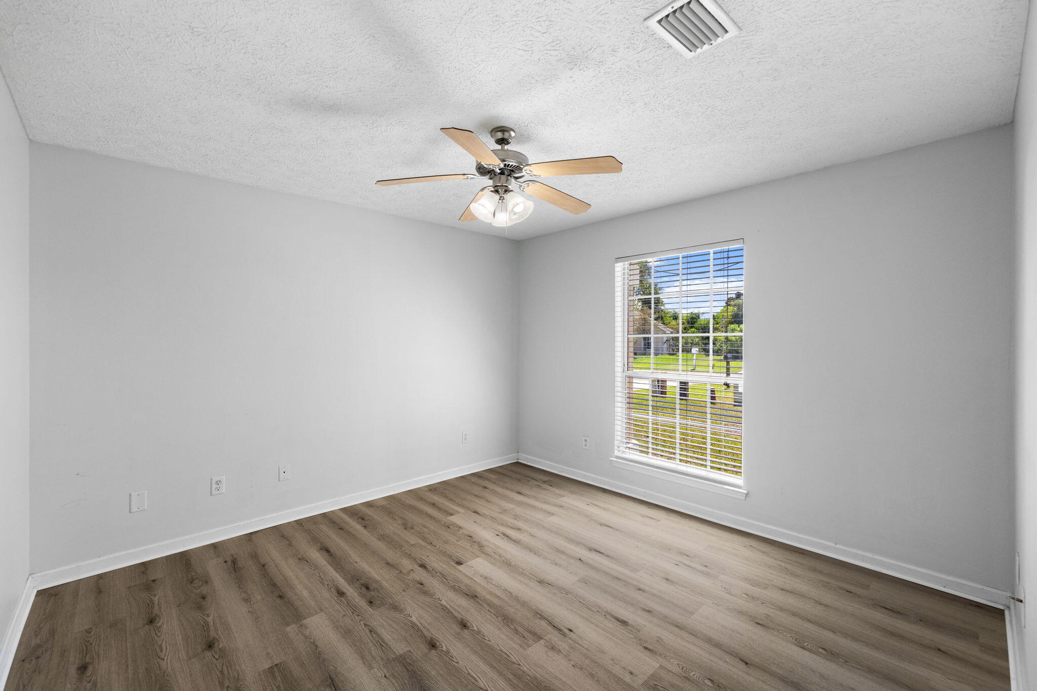 HIDDEN PINES S/D - Residential