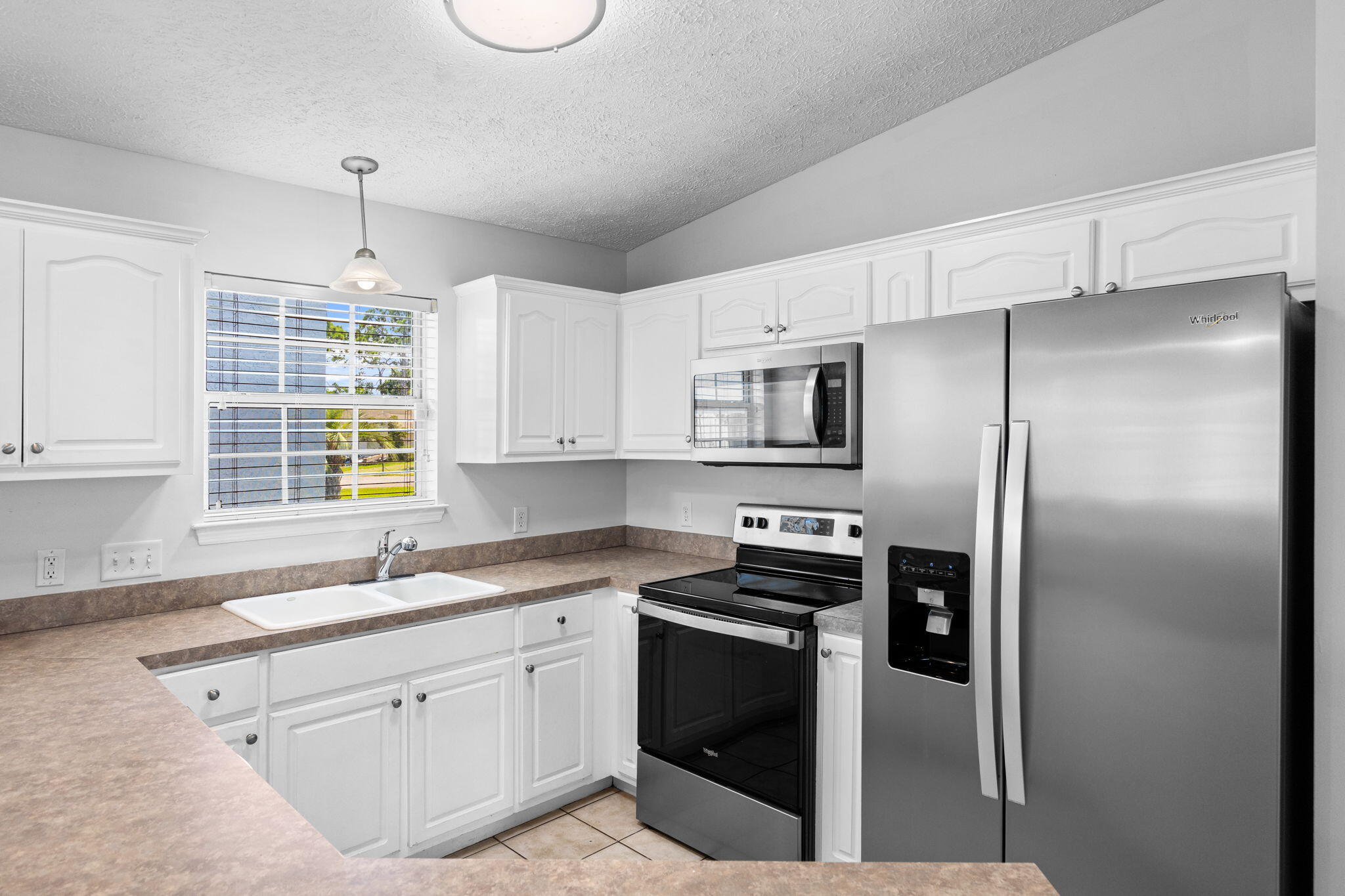HIDDEN PINES S/D - Residential
