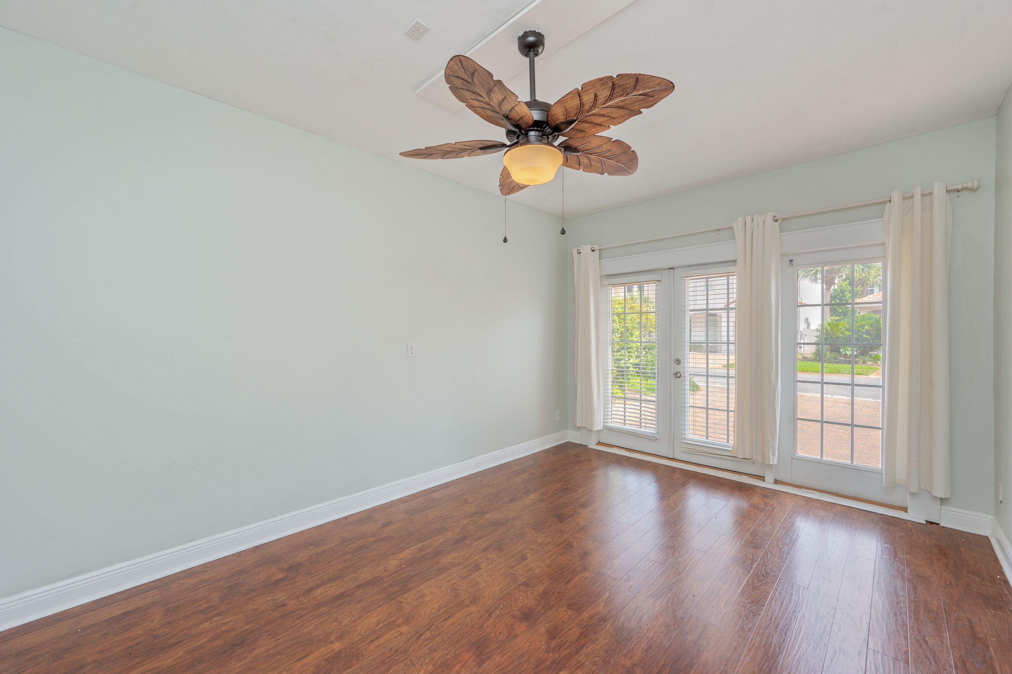 CALUSA BAY S/D - Residential Lease