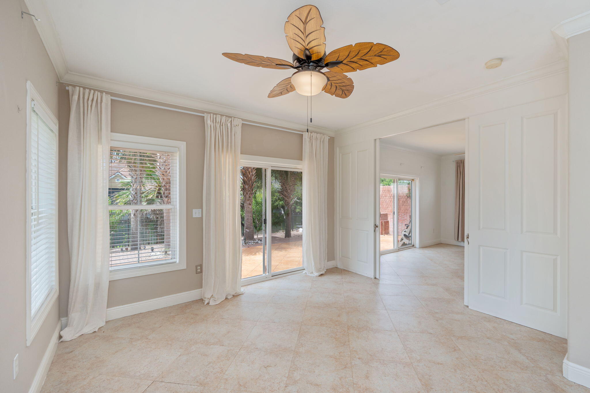 CALUSA BAY S/D - Residential Lease