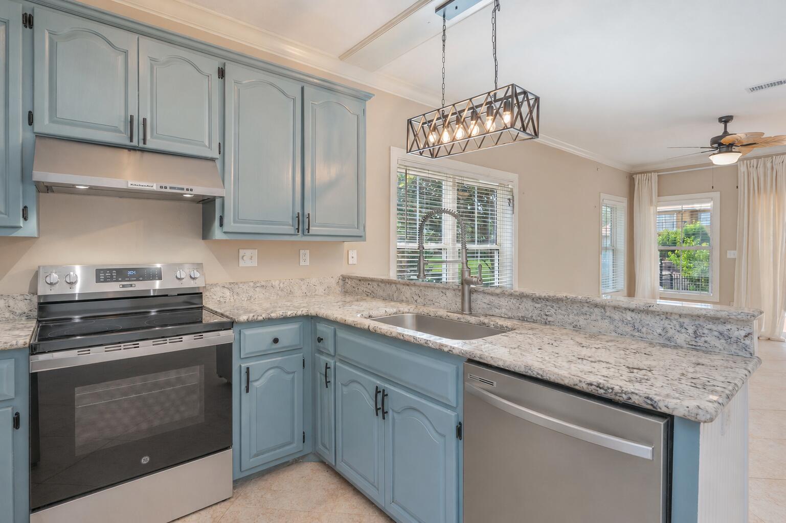 CALUSA BAY S/D - Residential Lease