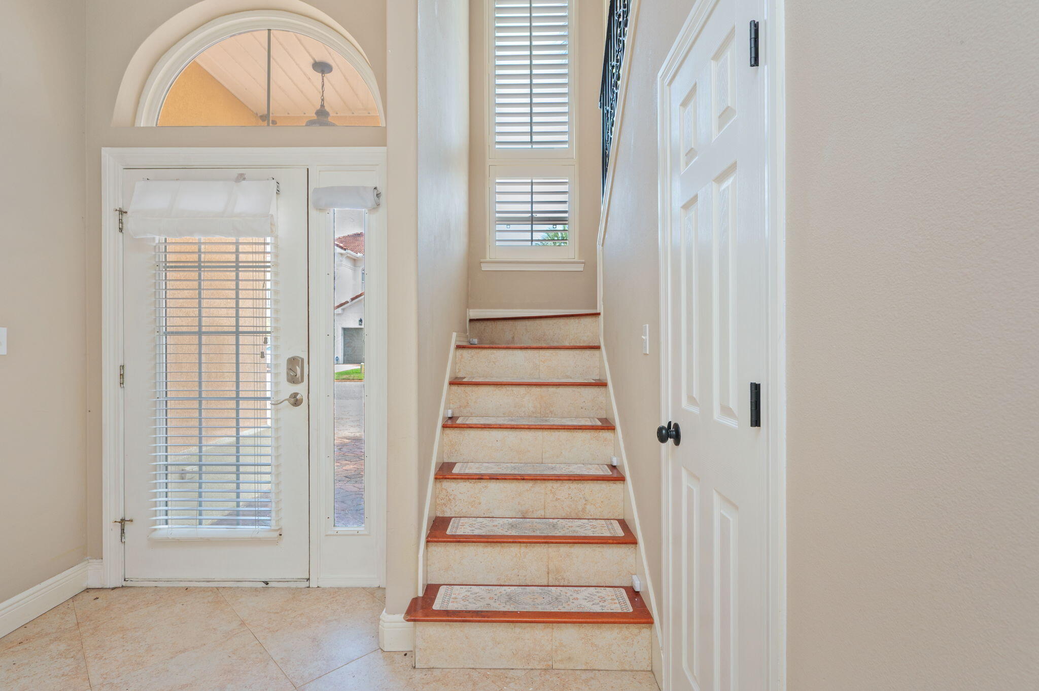 CALUSA BAY S/D - Residential Lease