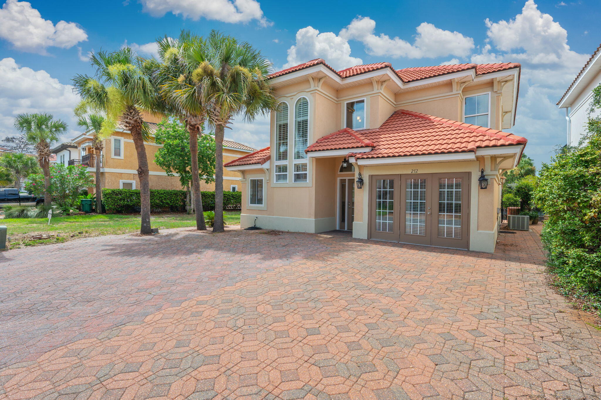 CALUSA BAY S/D - Residential Lease