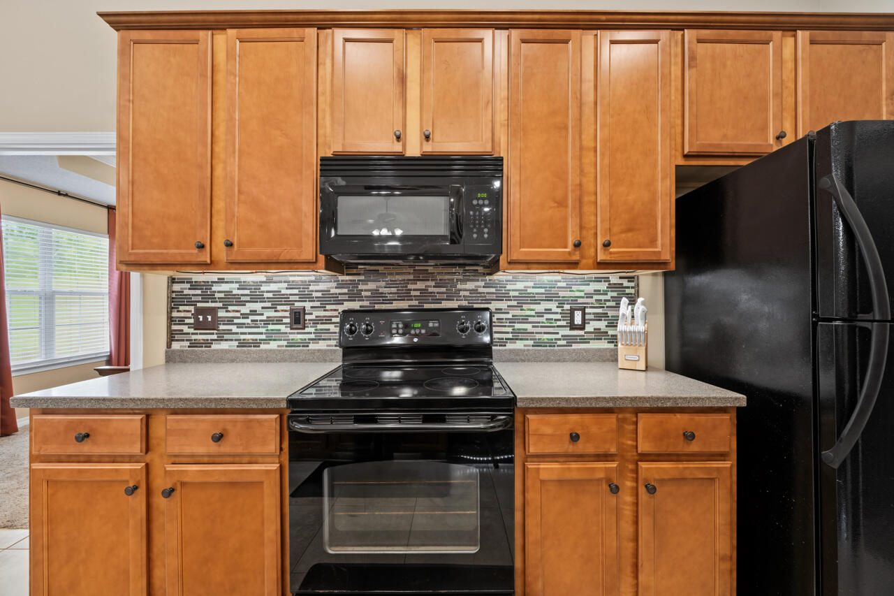 OLD HICKORY ESTATES - Residential