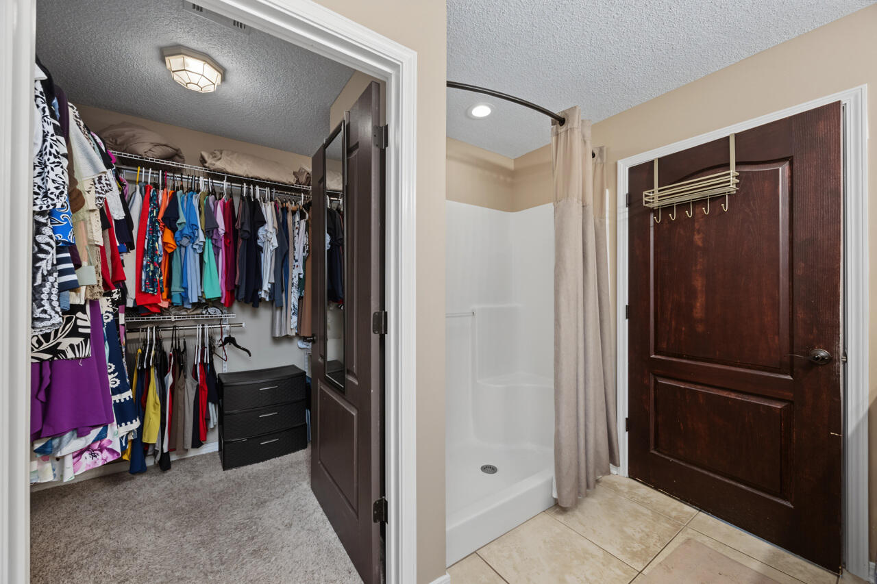 OLD HICKORY ESTATES - Residential