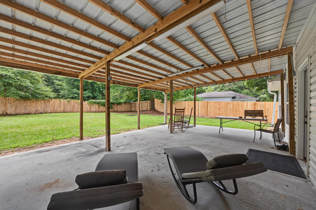 OLD HICKORY ESTATES - Residential