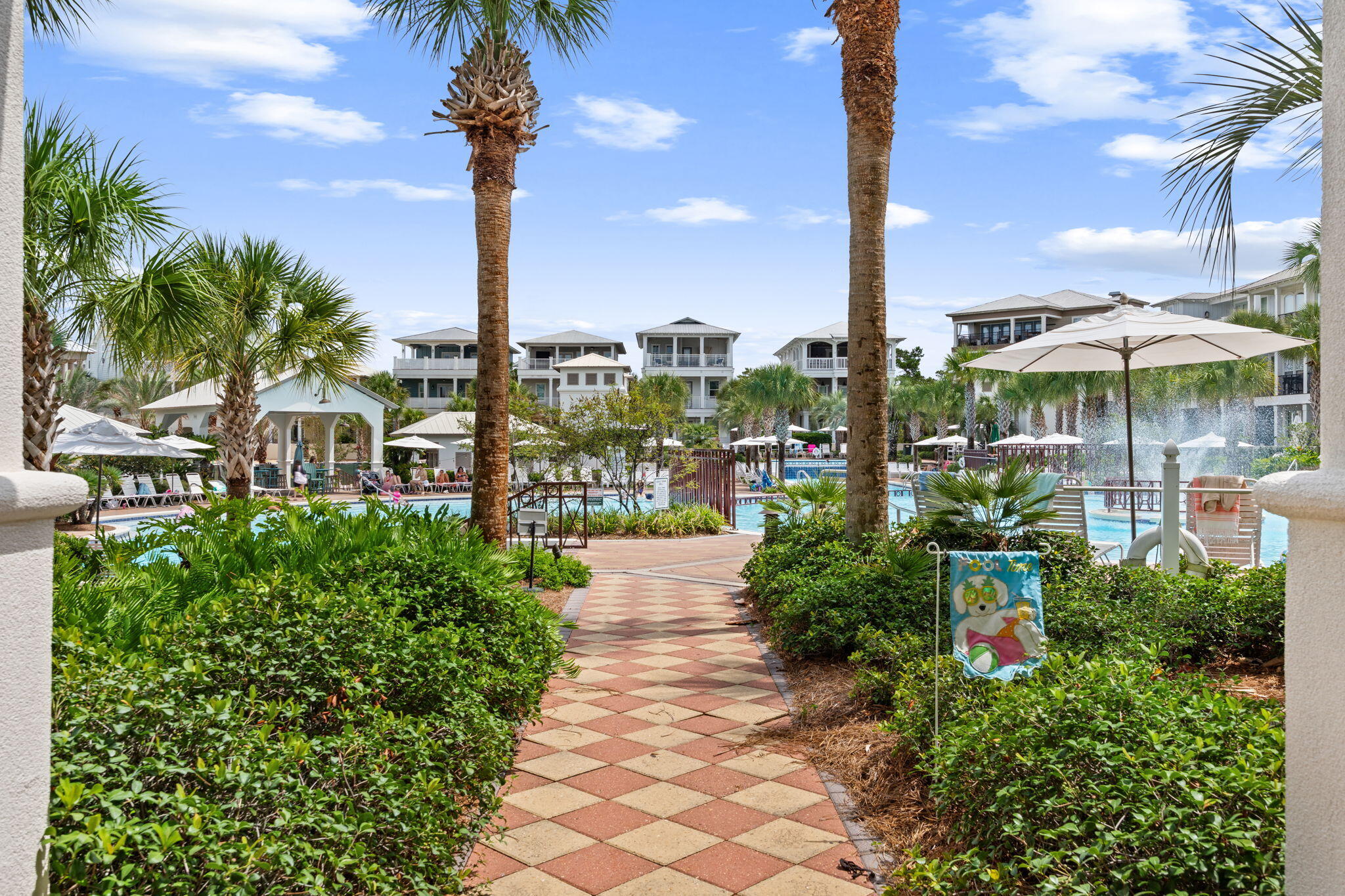 VILLAS AT SEACREST BEACH - Residential
