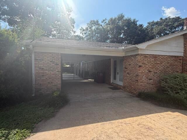 ADAMS POWELL - Residential Lease