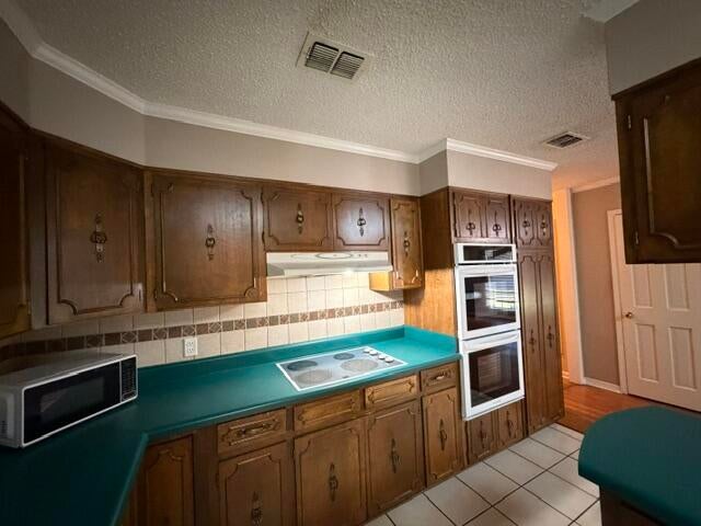 ADAMS POWELL - Residential Lease