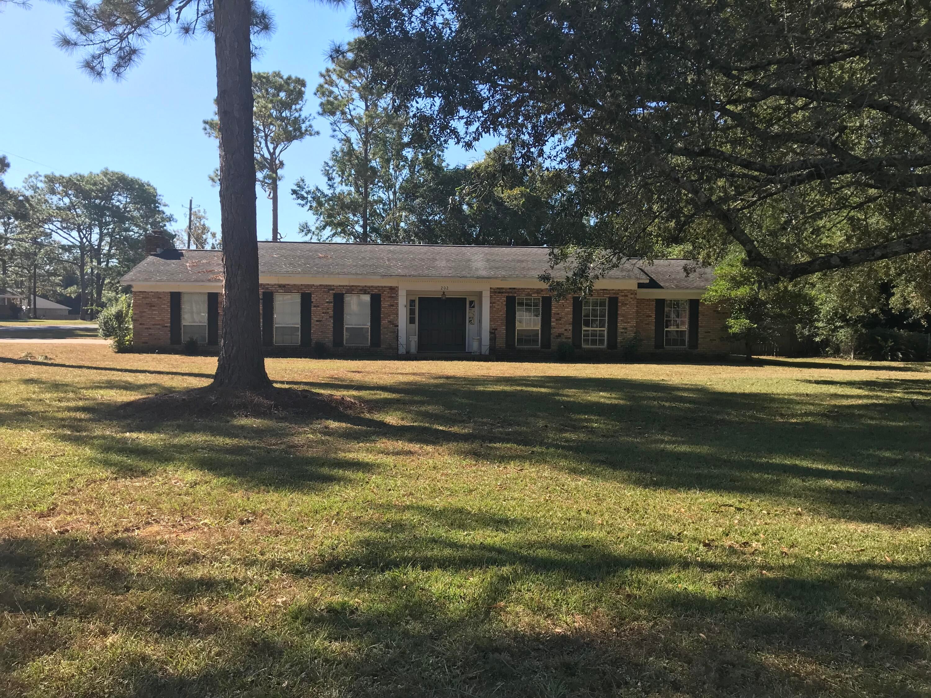 ADAMS POWELL - Residential Lease