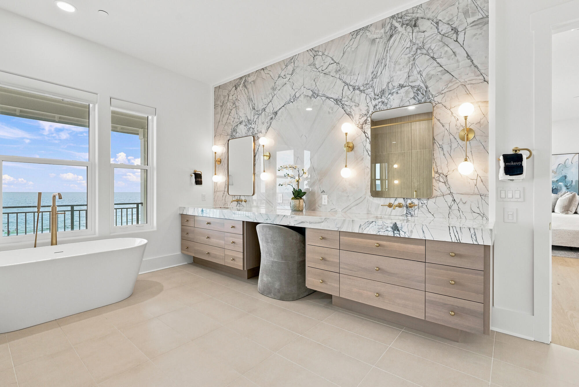 Hadley's Beach - Residential