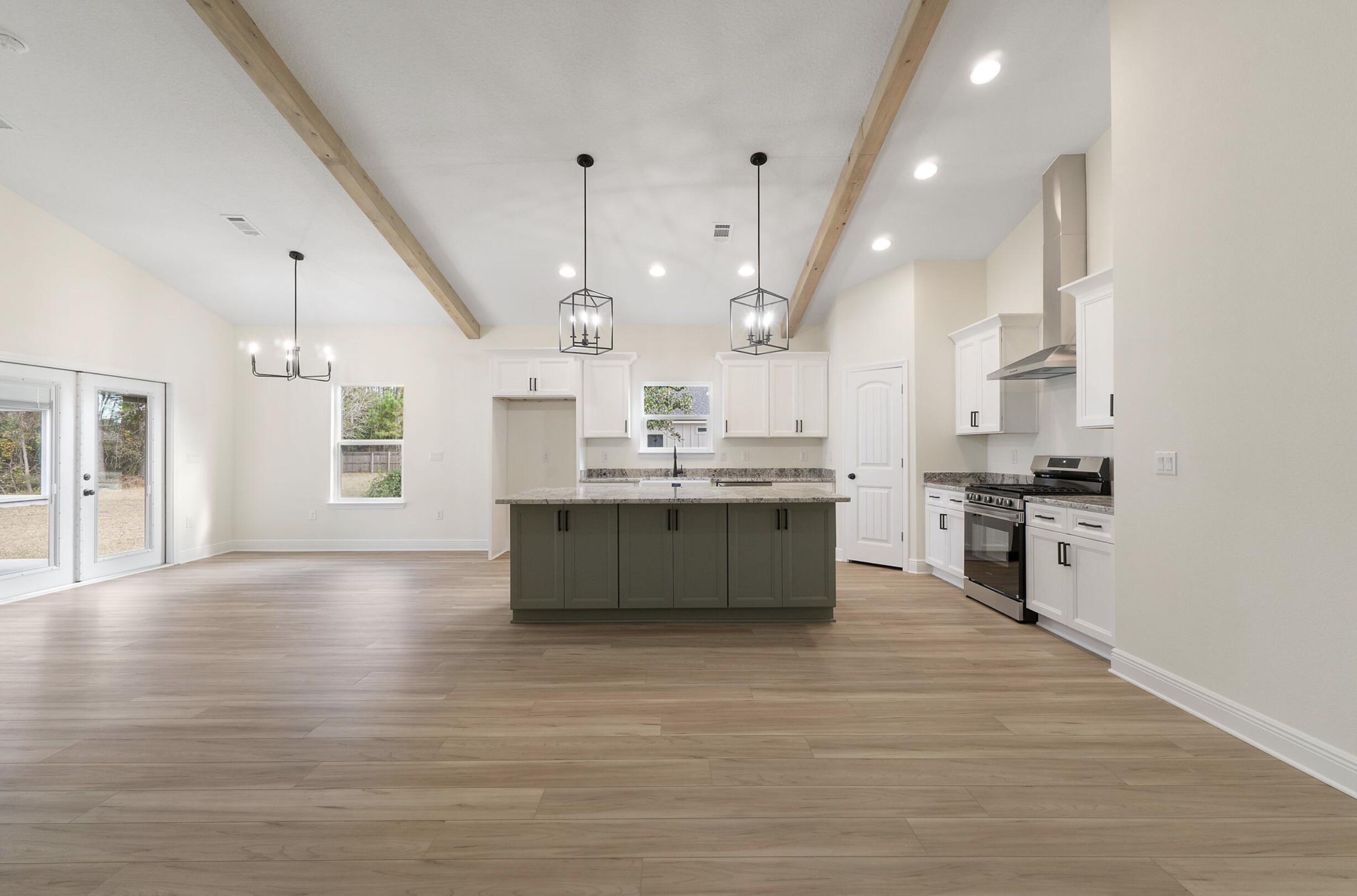 NAVARRE S/D 2ND ADDN - Residential