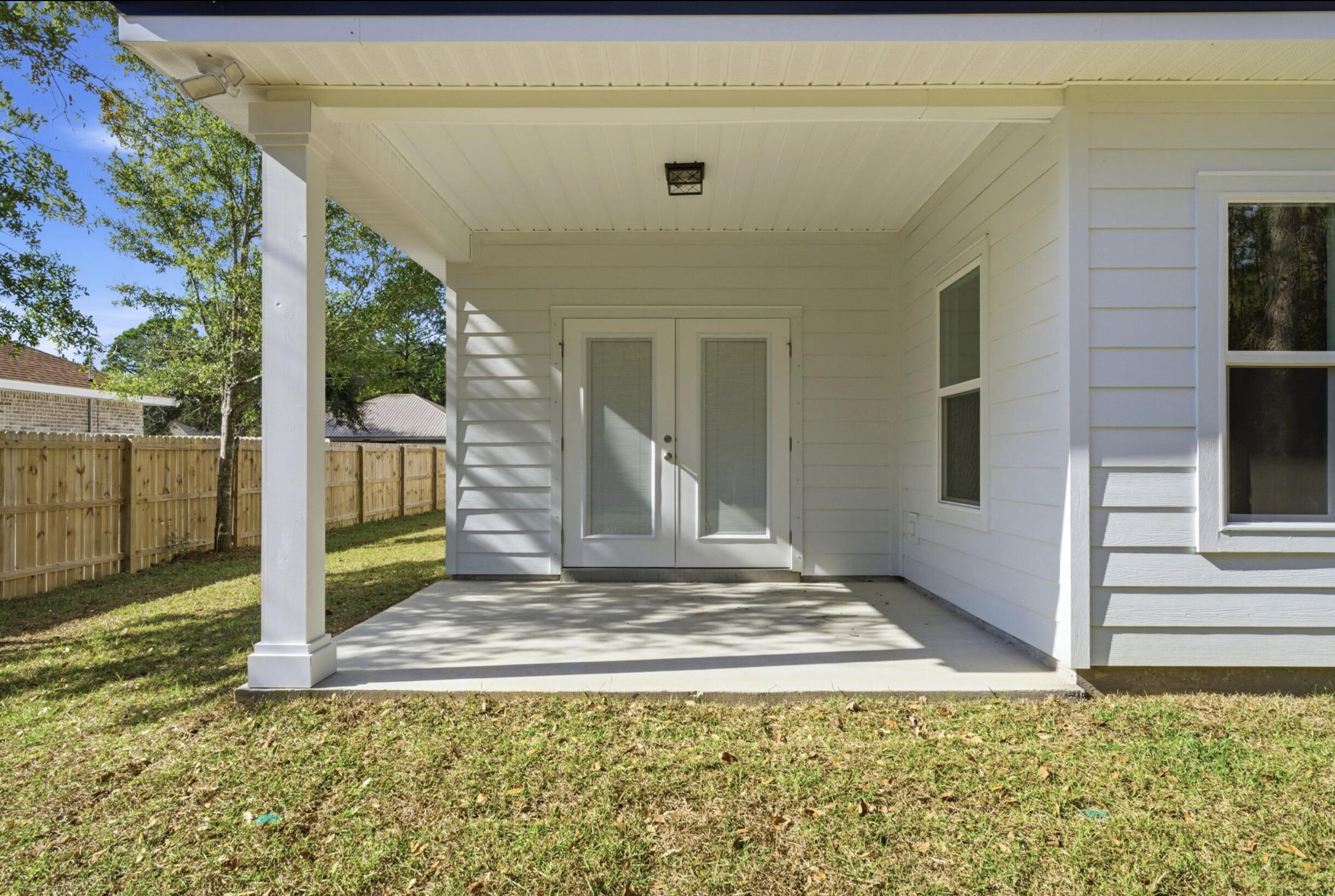 NAVARRE S/D 2ND ADDN - Residential