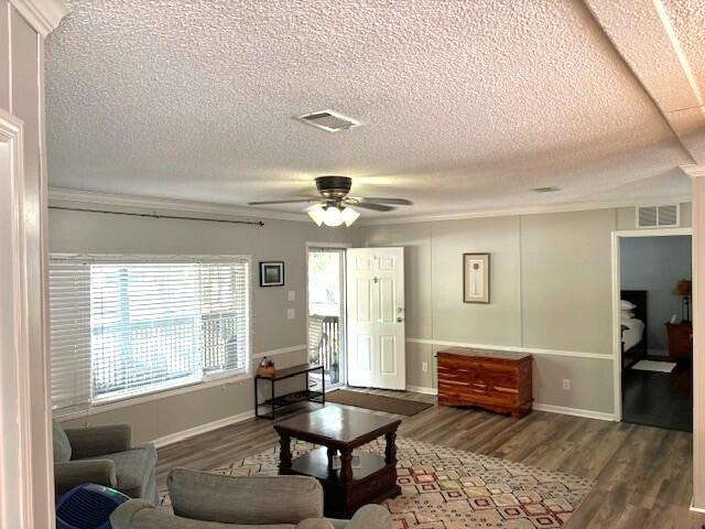 MAGNOLIA BAY - Residential
