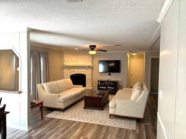 MAGNOLIA BAY - Residential