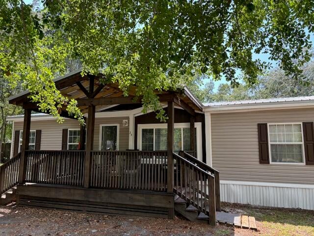 MAGNOLIA BAY - Residential