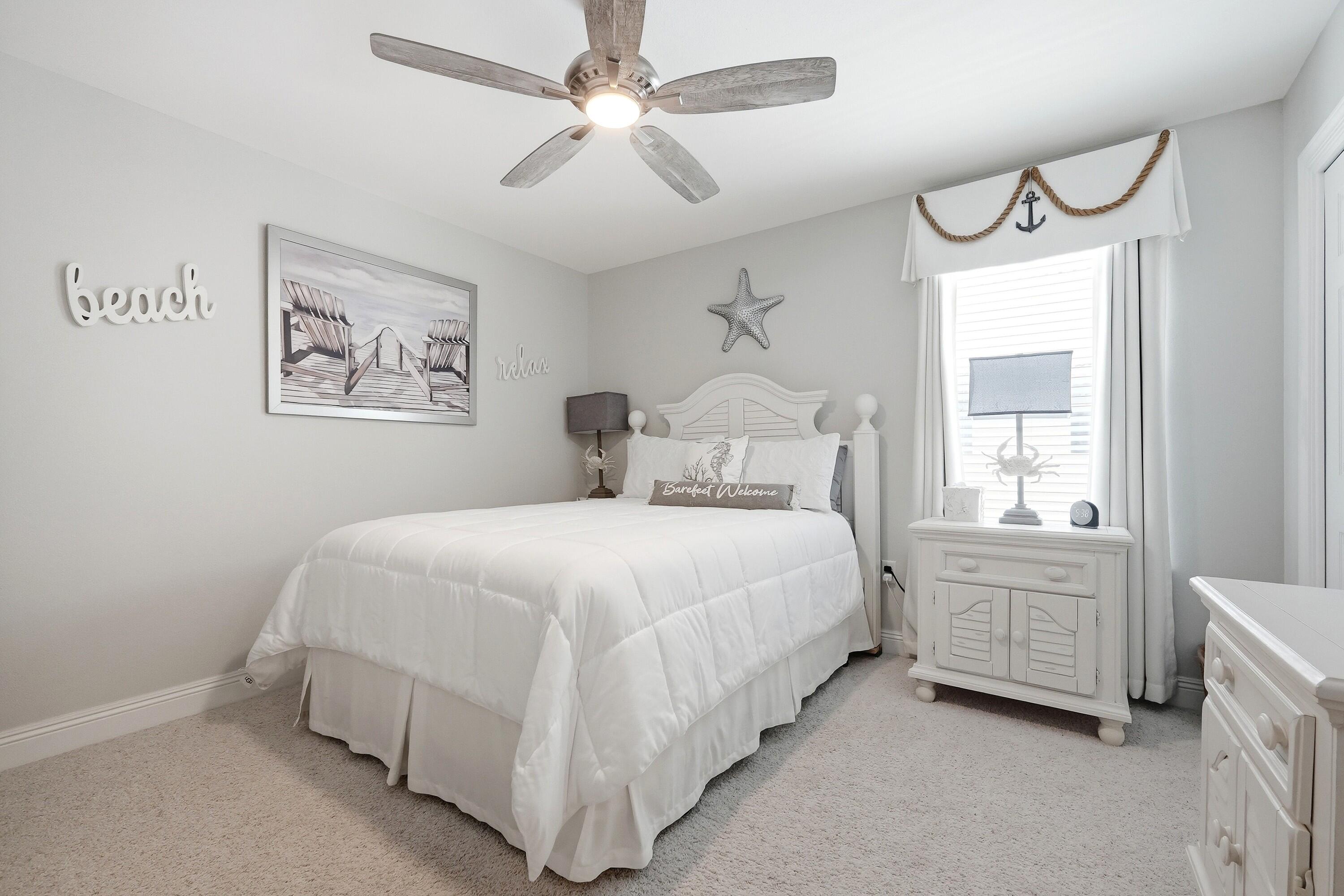 EMERALD WATERS VILLAGE - Residential
