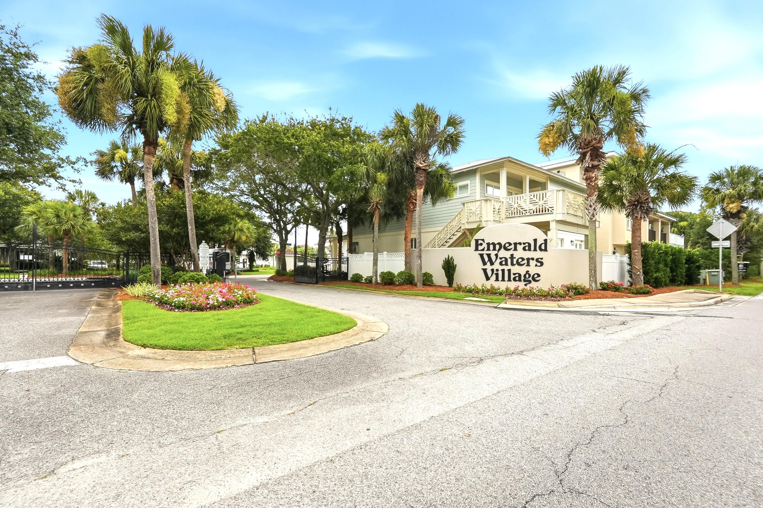 EMERALD WATERS VILLAGE - Residential
