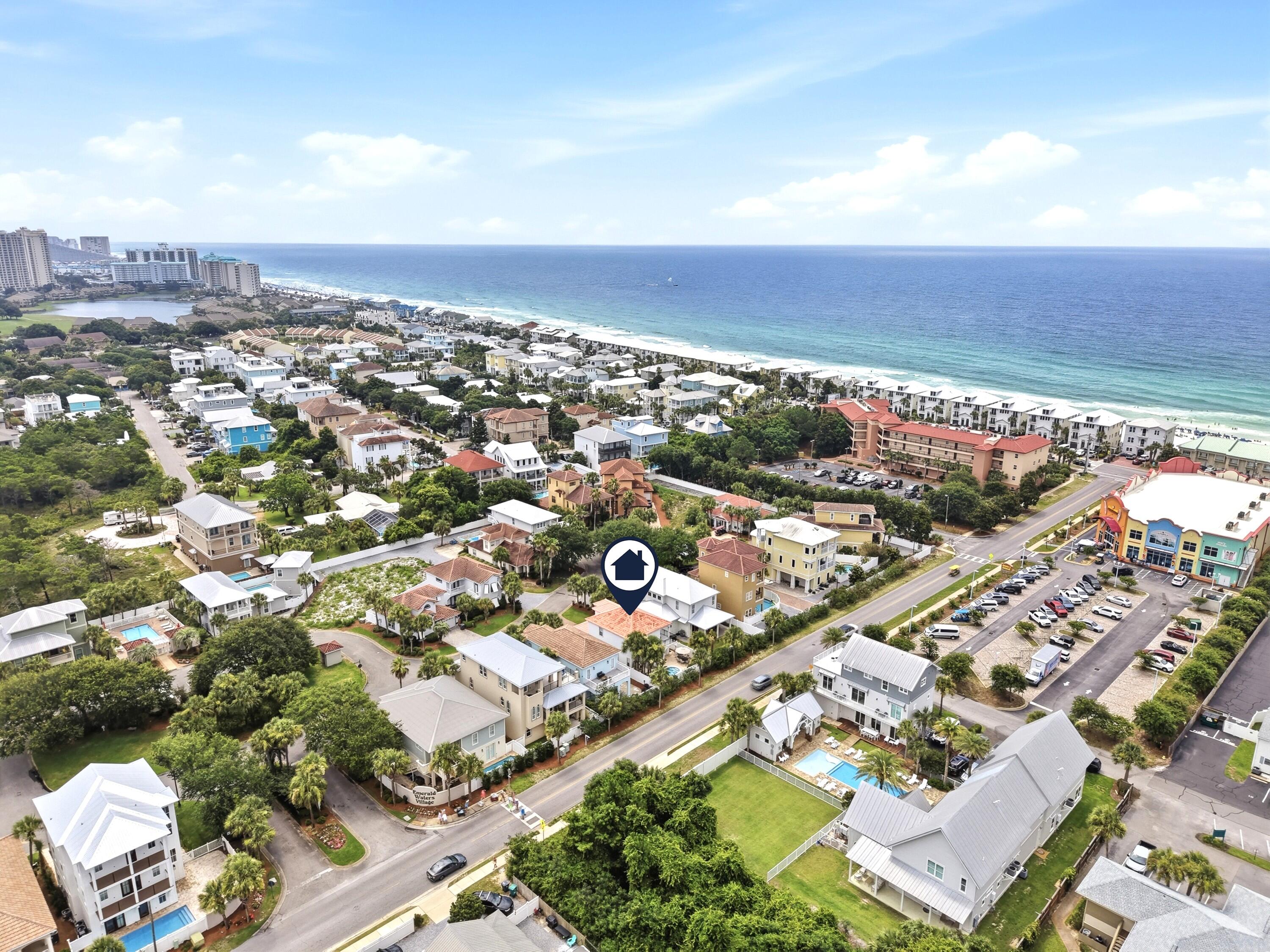 EMERALD WATERS VILLAGE - Residential