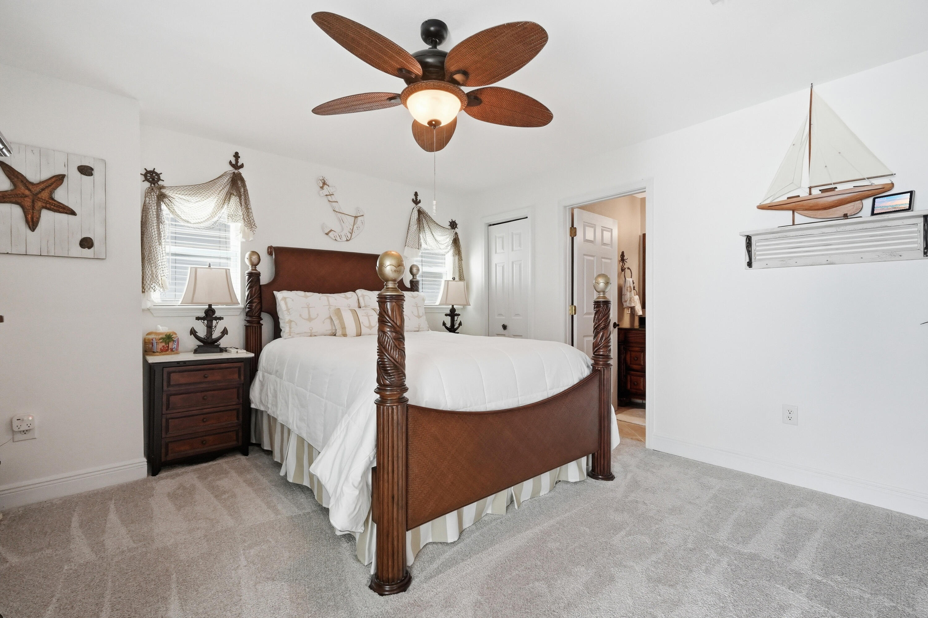 EMERALD WATERS VILLAGE - Residential
