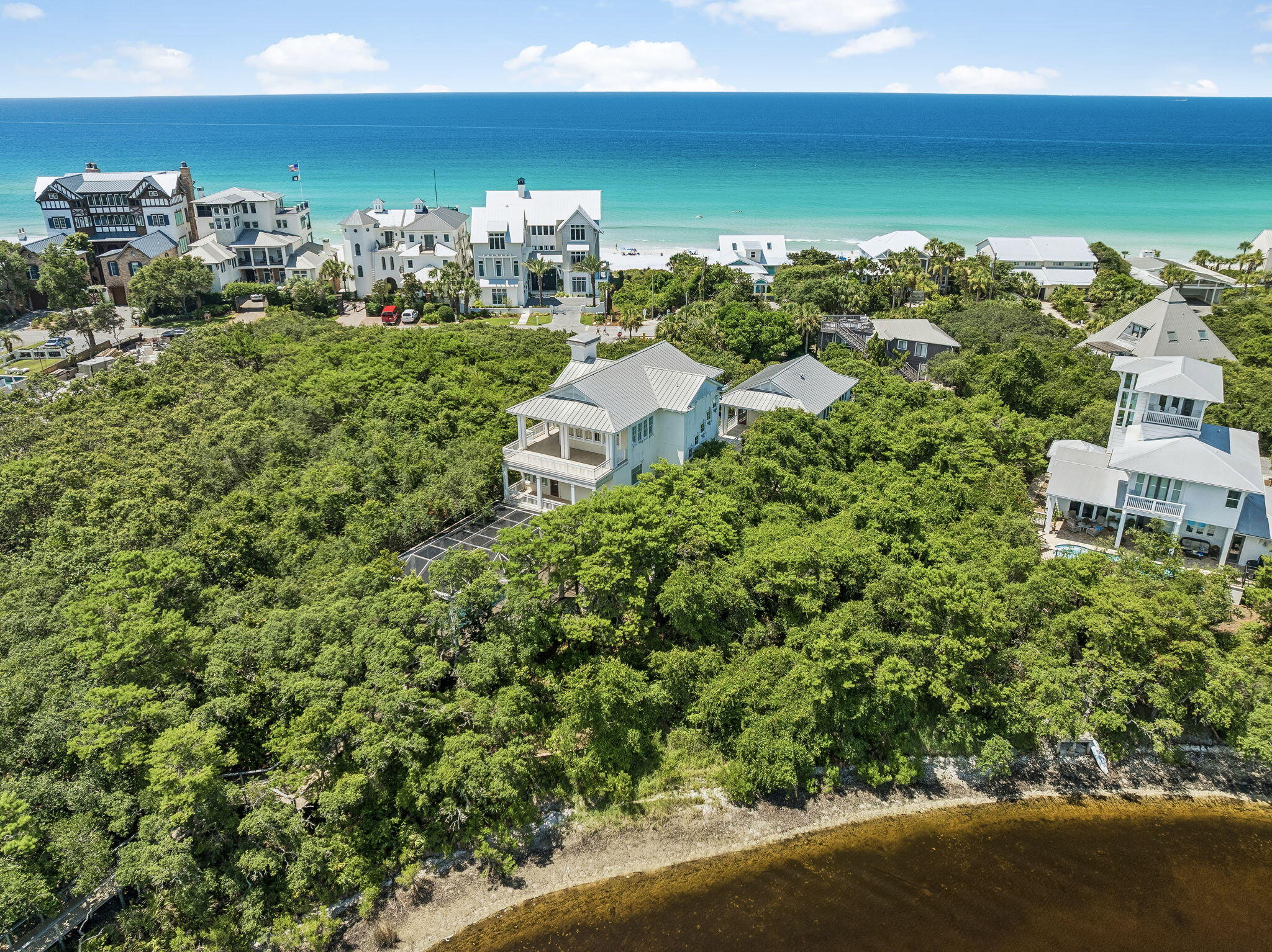 BLUE MOUNTAIN BEACH - Residential