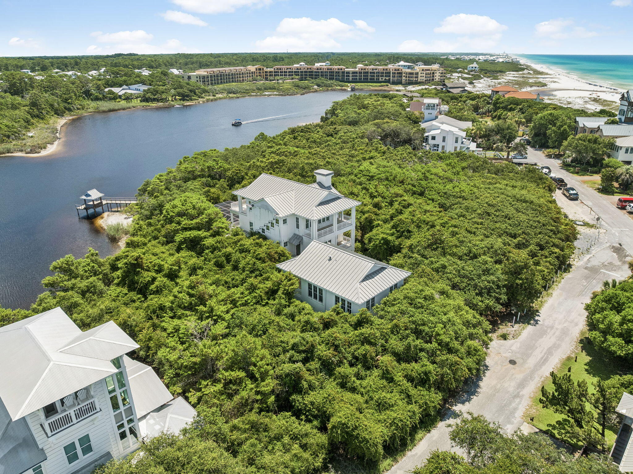 BLUE MOUNTAIN BEACH - Residential