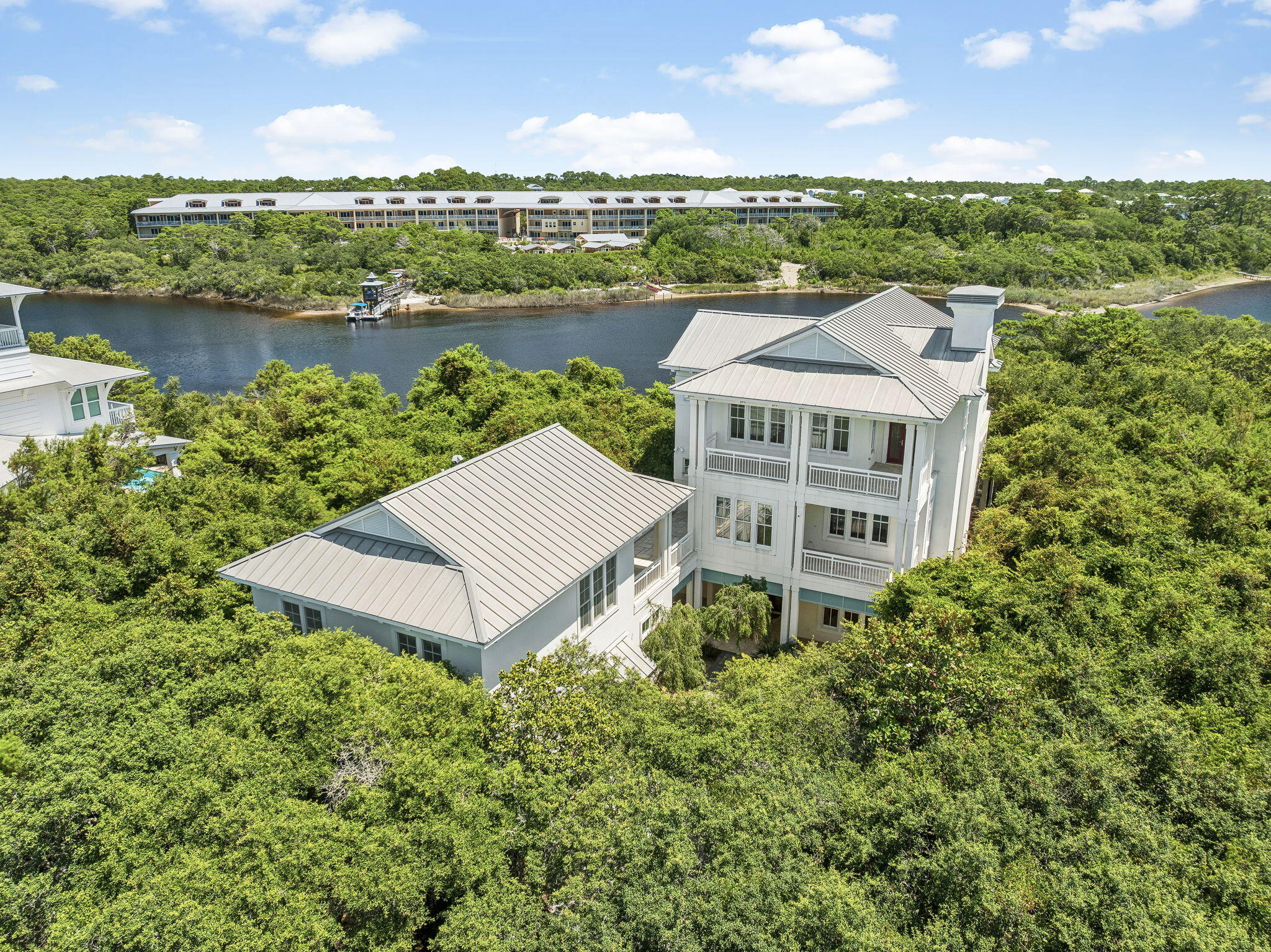 BLUE MOUNTAIN BEACH - Residential
