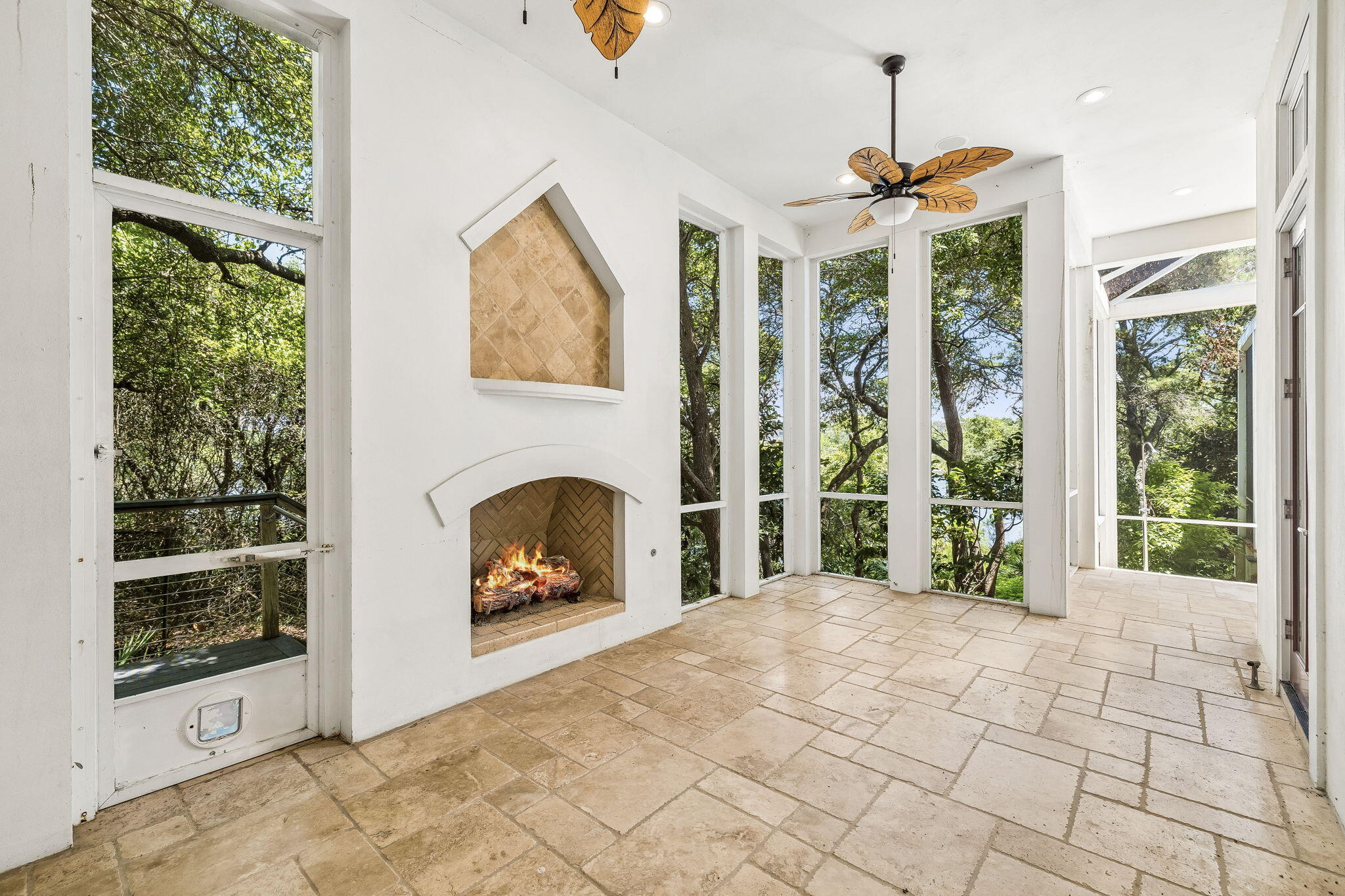 BLUE MOUNTAIN BEACH - Residential