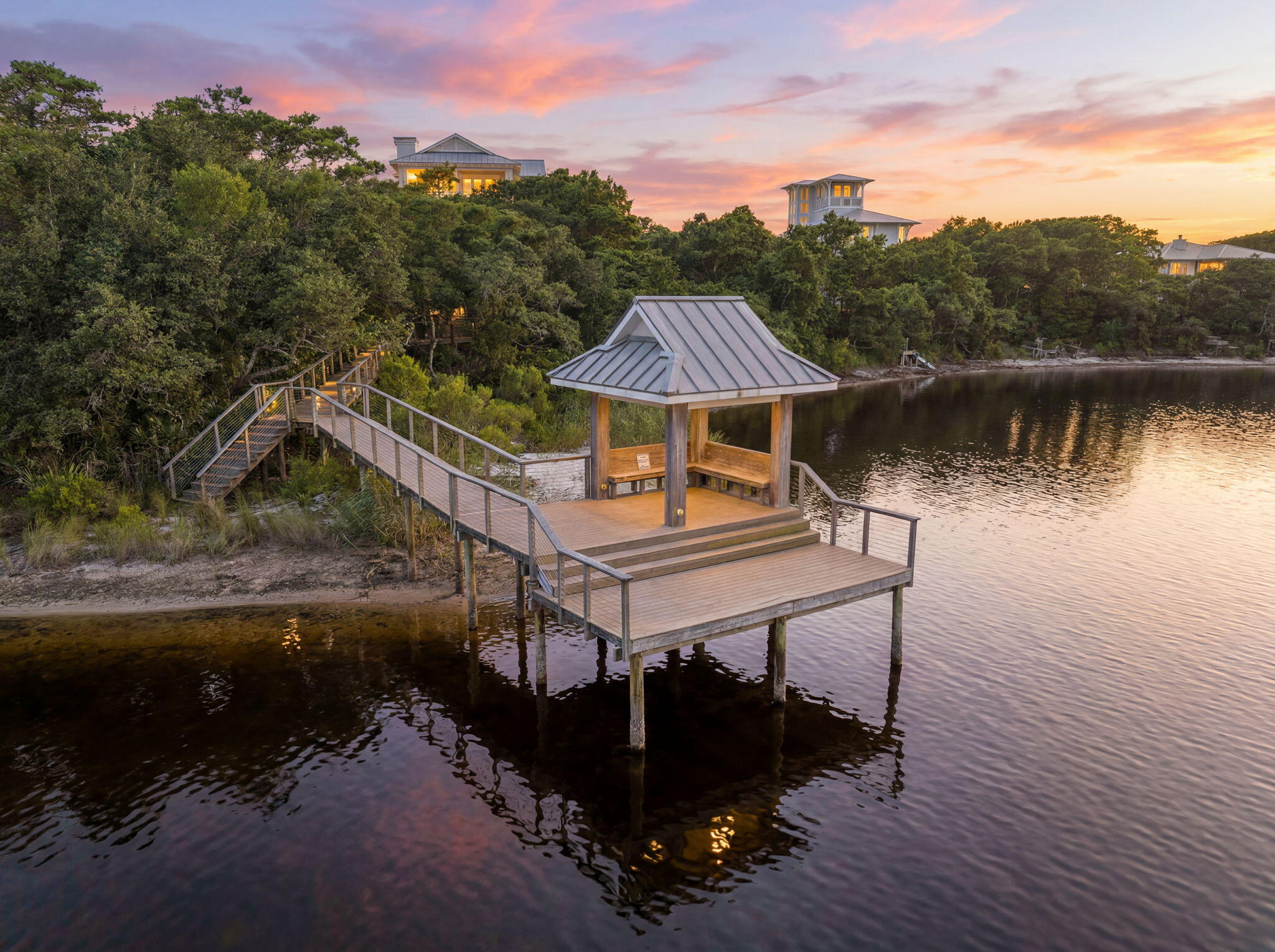 BLUE MOUNTAIN BEACH - Residential