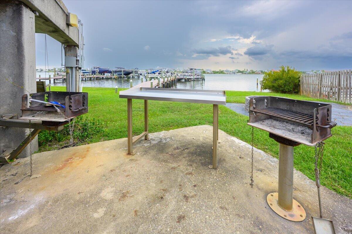 DOCKS ON OLD RIVER CONDO - Residential