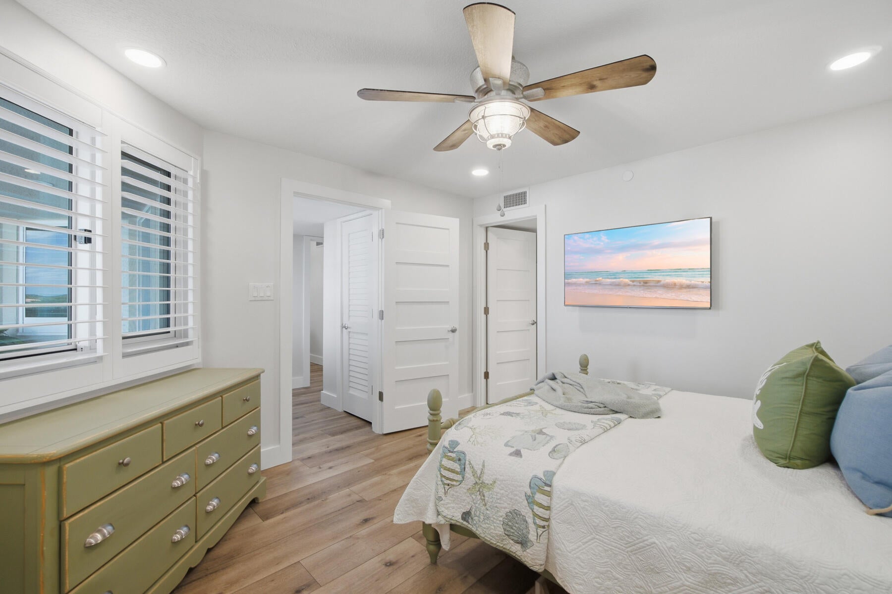 BREAKERS OF FWB PH 1 - Residential