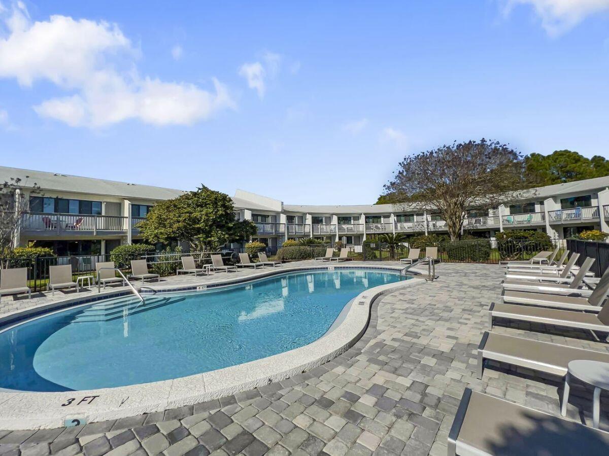 HIDDEN BEACH VILLAS CONDO - Residential