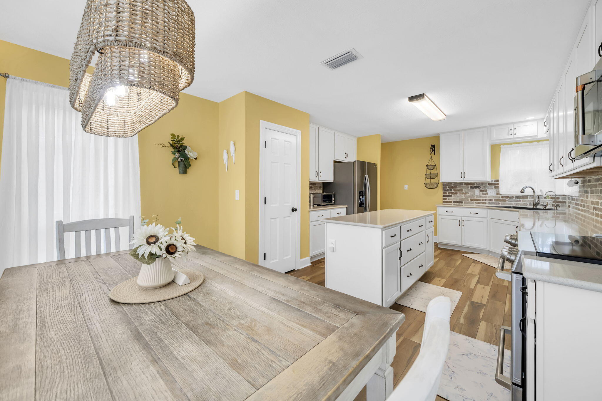 HOLLEY BY THE SEA - Residential