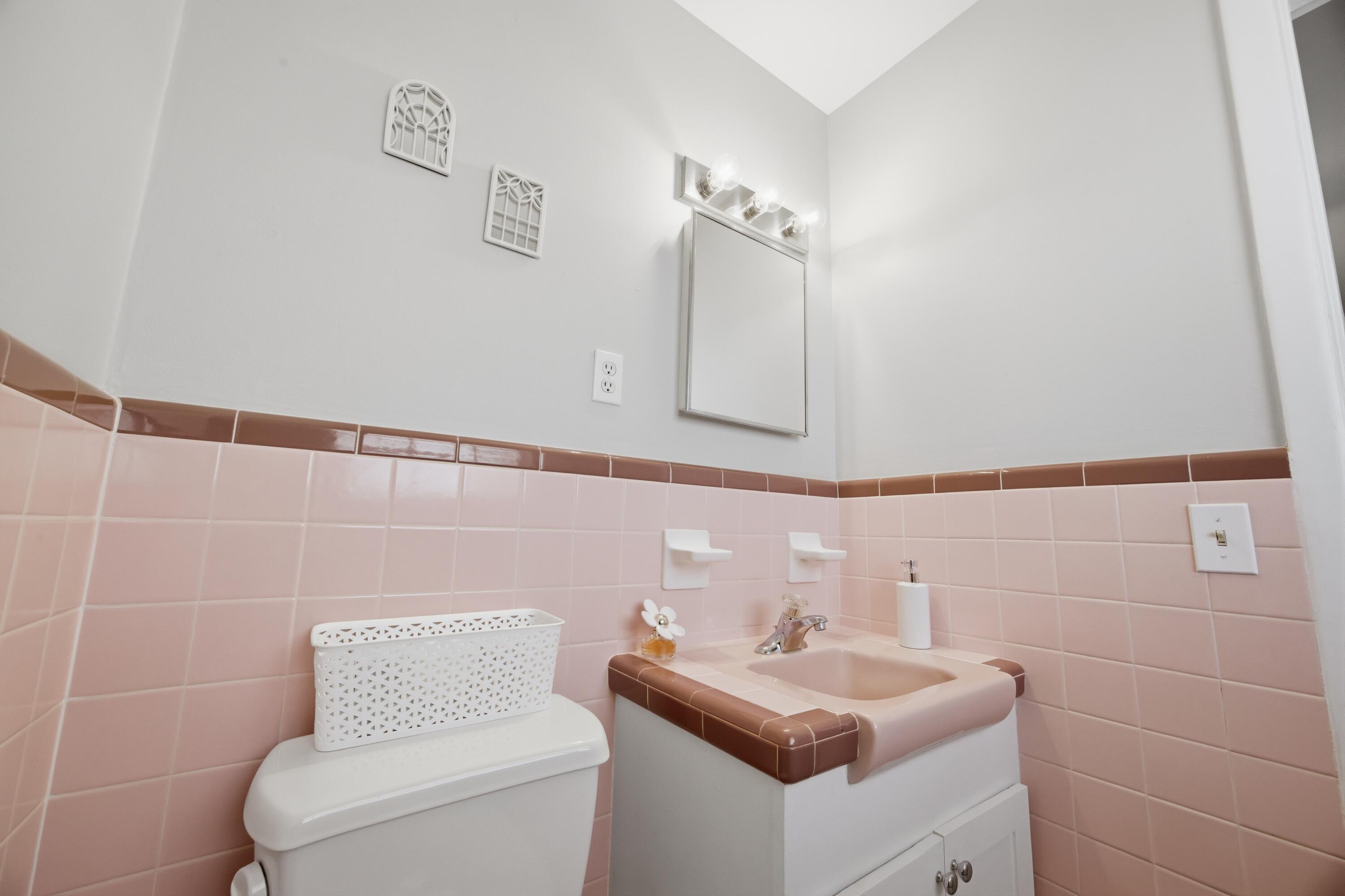 COLONY ESTATES - Residential
