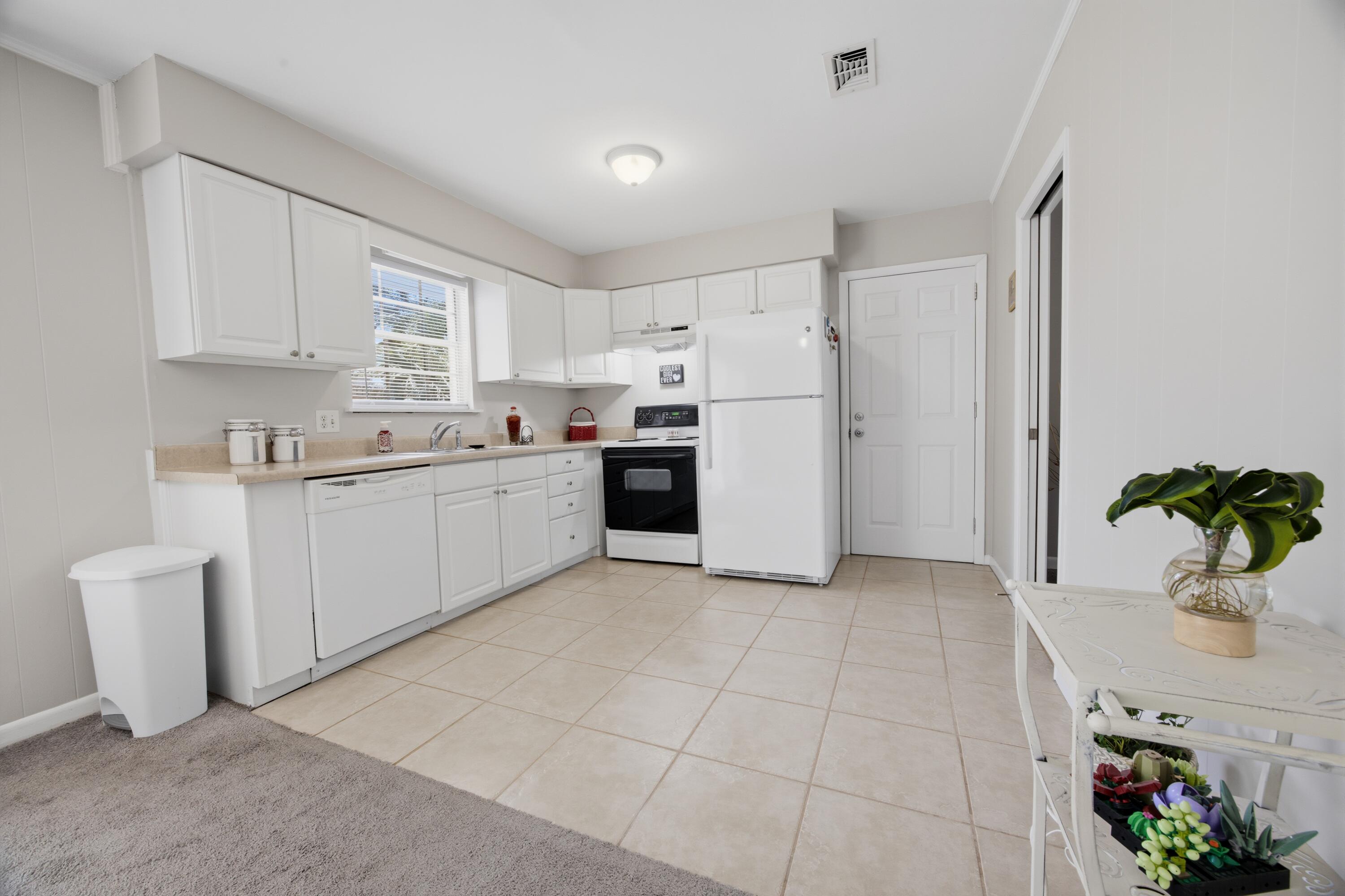 COLONY ESTATES - Residential