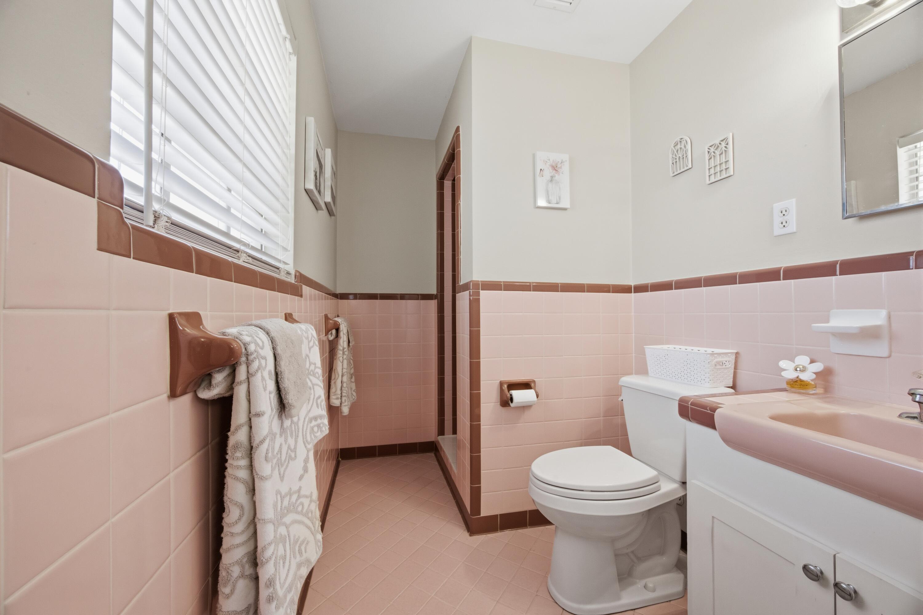 COLONY ESTATES - Residential
