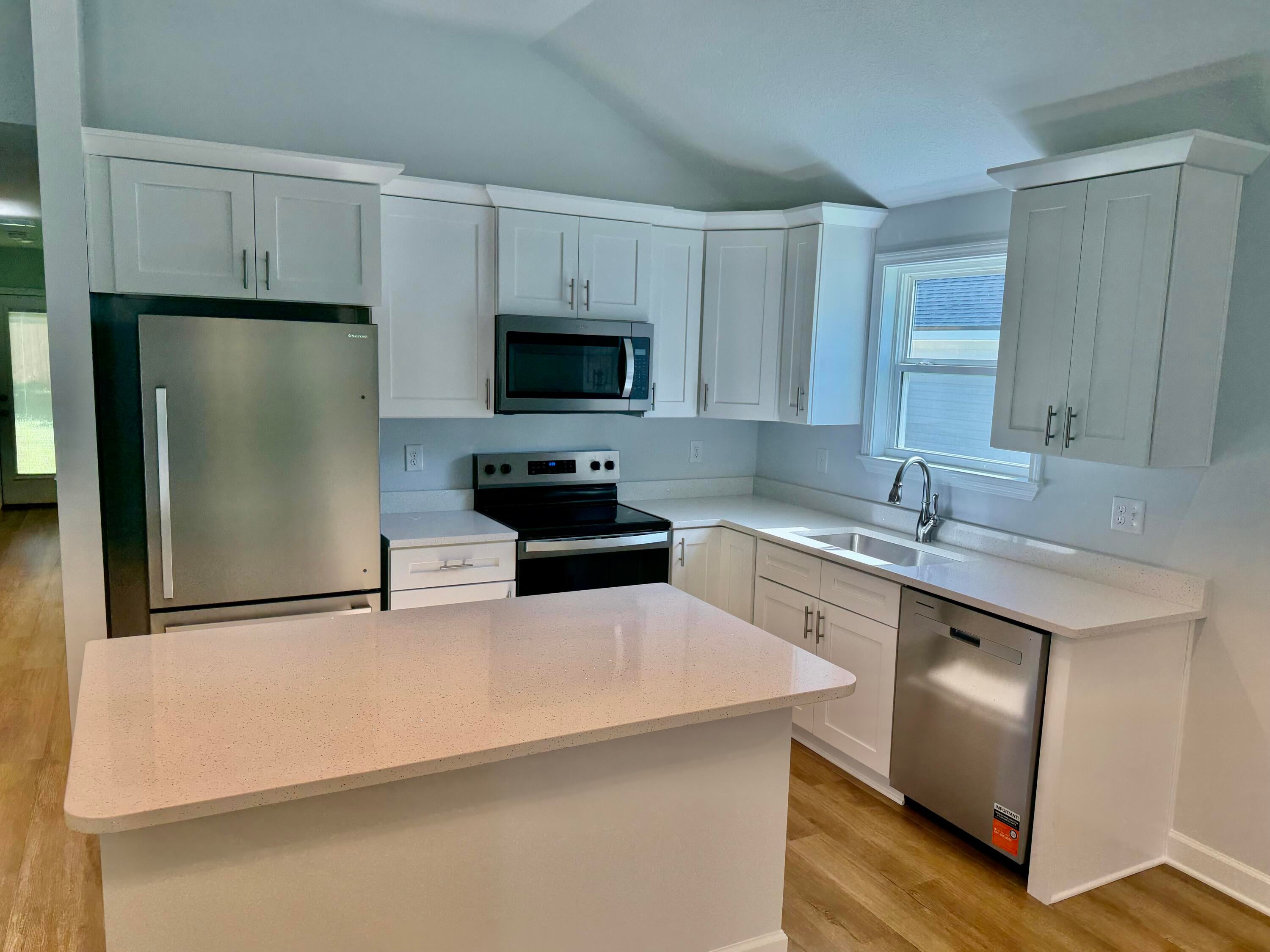 MORRIS ADDN TO CRESTVIEW - Residential Lease