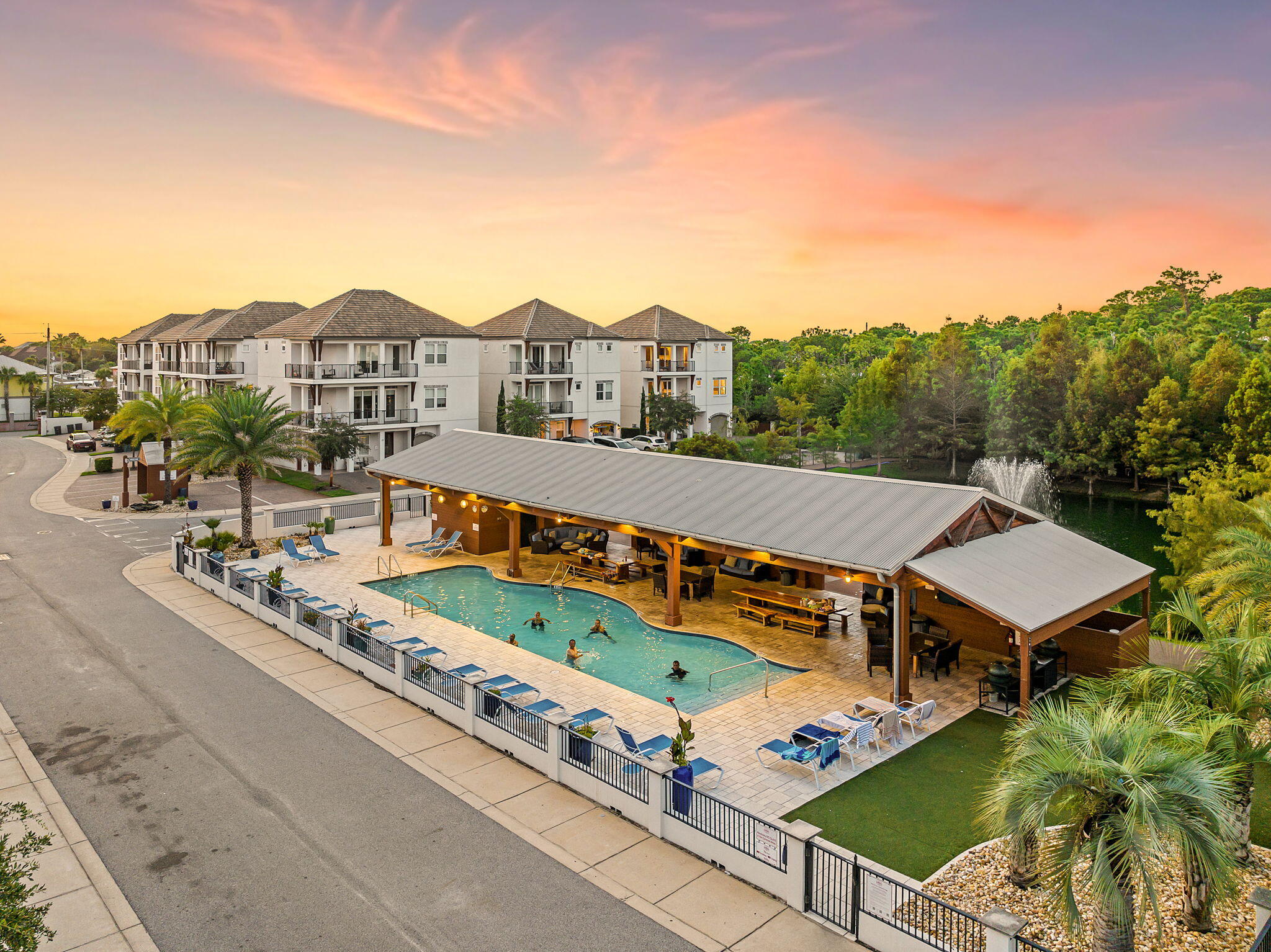The Retreat at Miramar - Residential