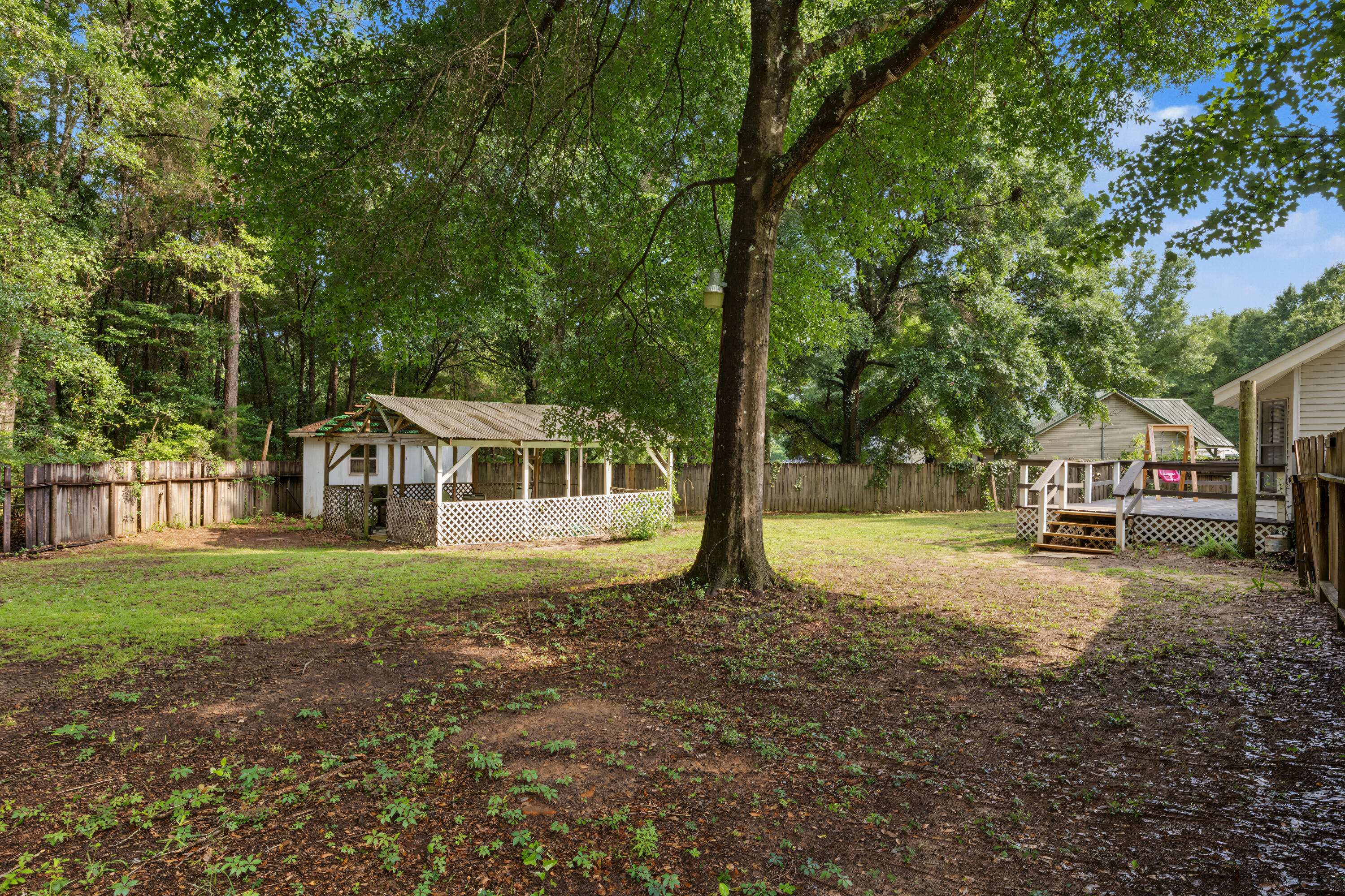 BEACONS BEND SOUTH - Residential
