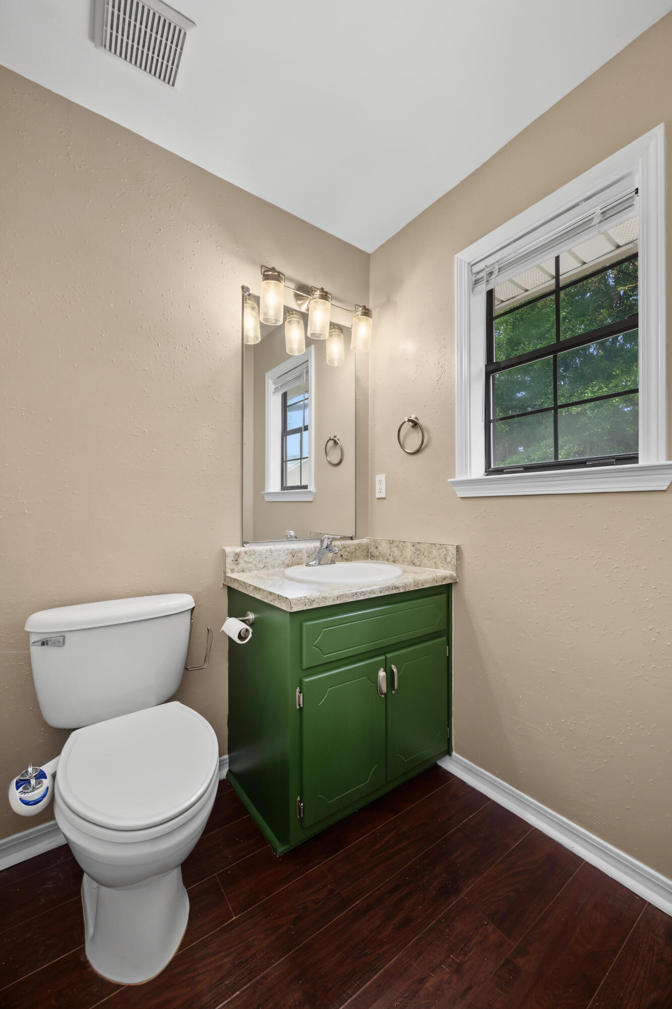 BEACONS BEND SOUTH - Residential