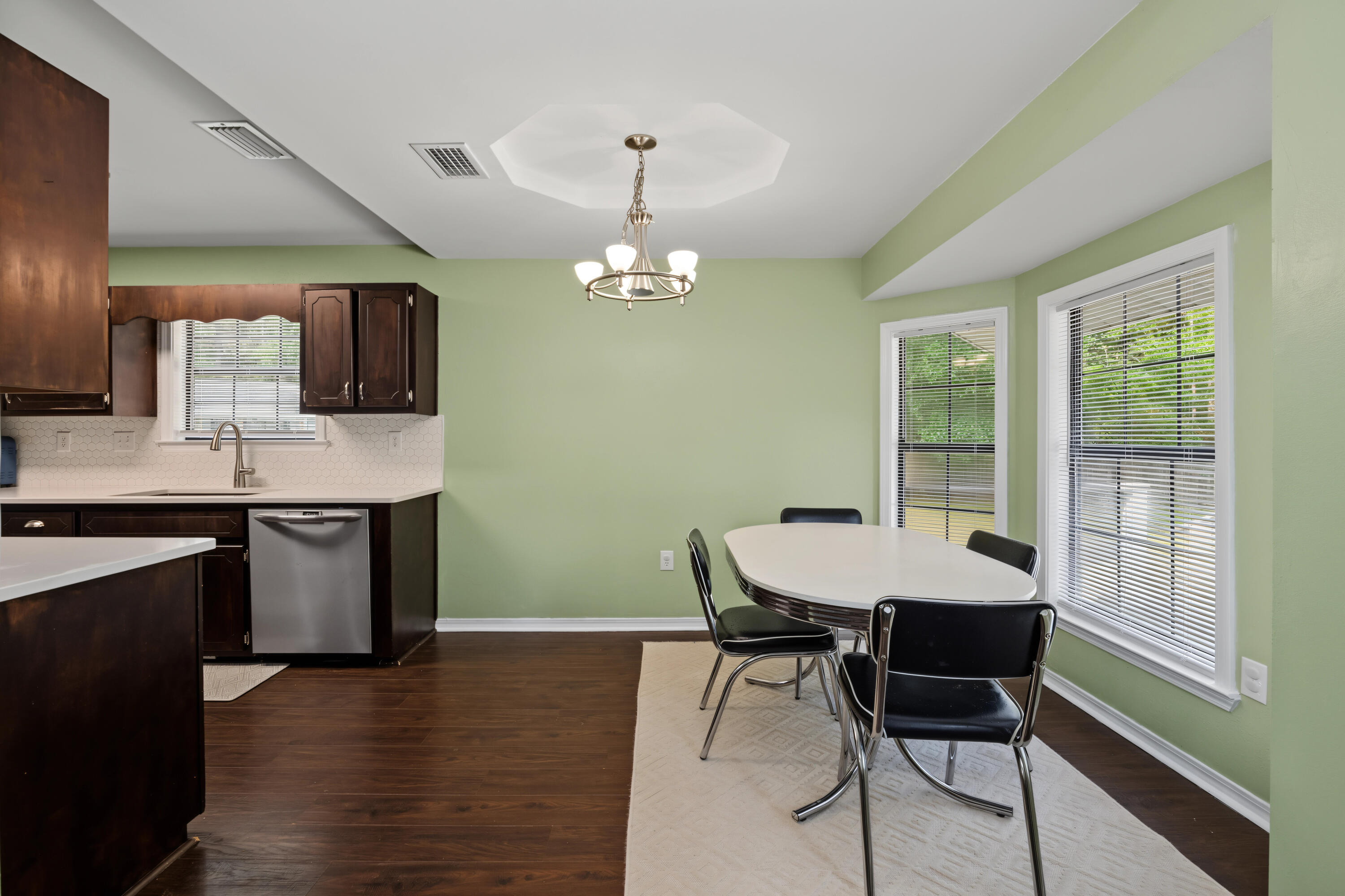 BEACONS BEND SOUTH - Residential