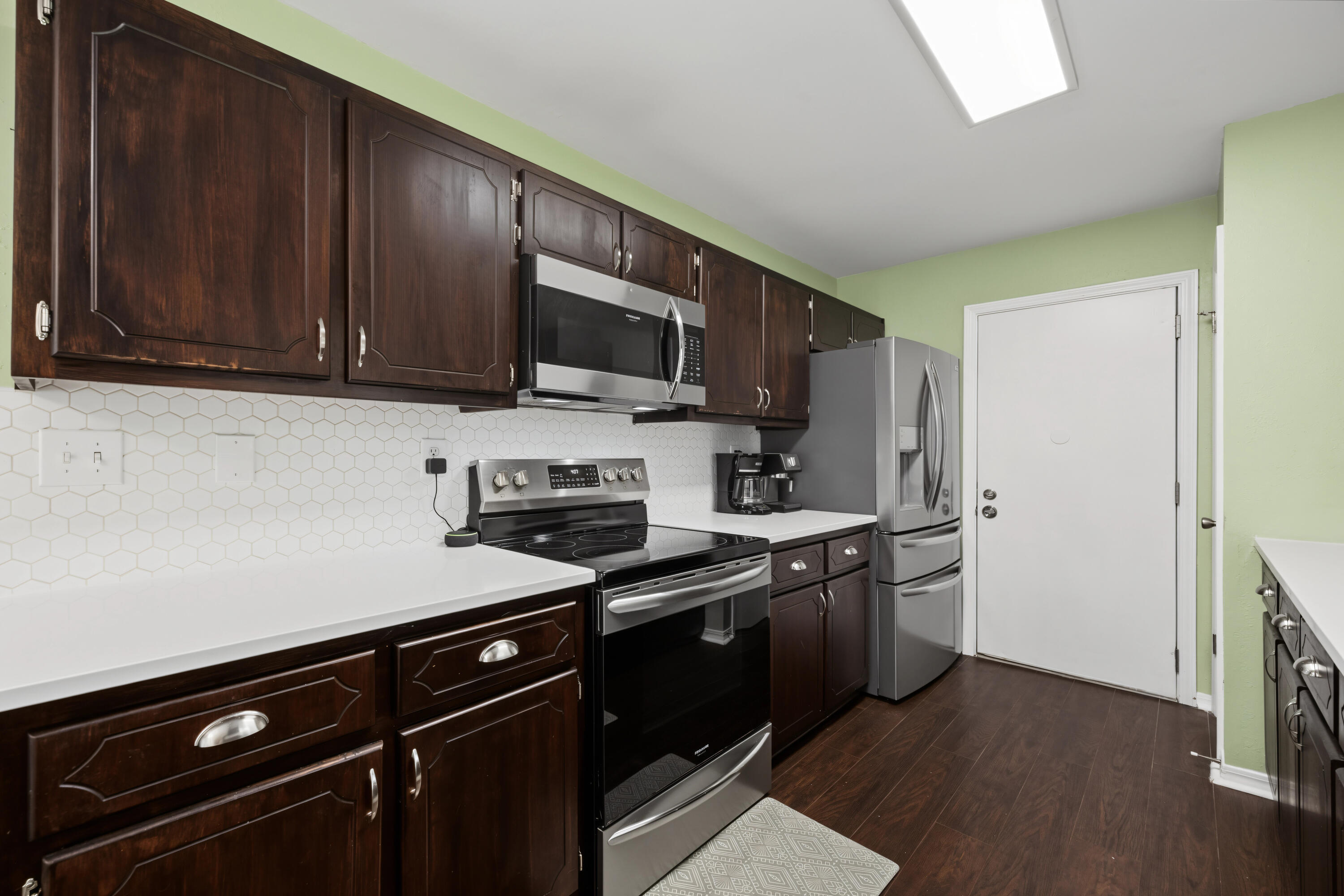BEACONS BEND SOUTH - Residential