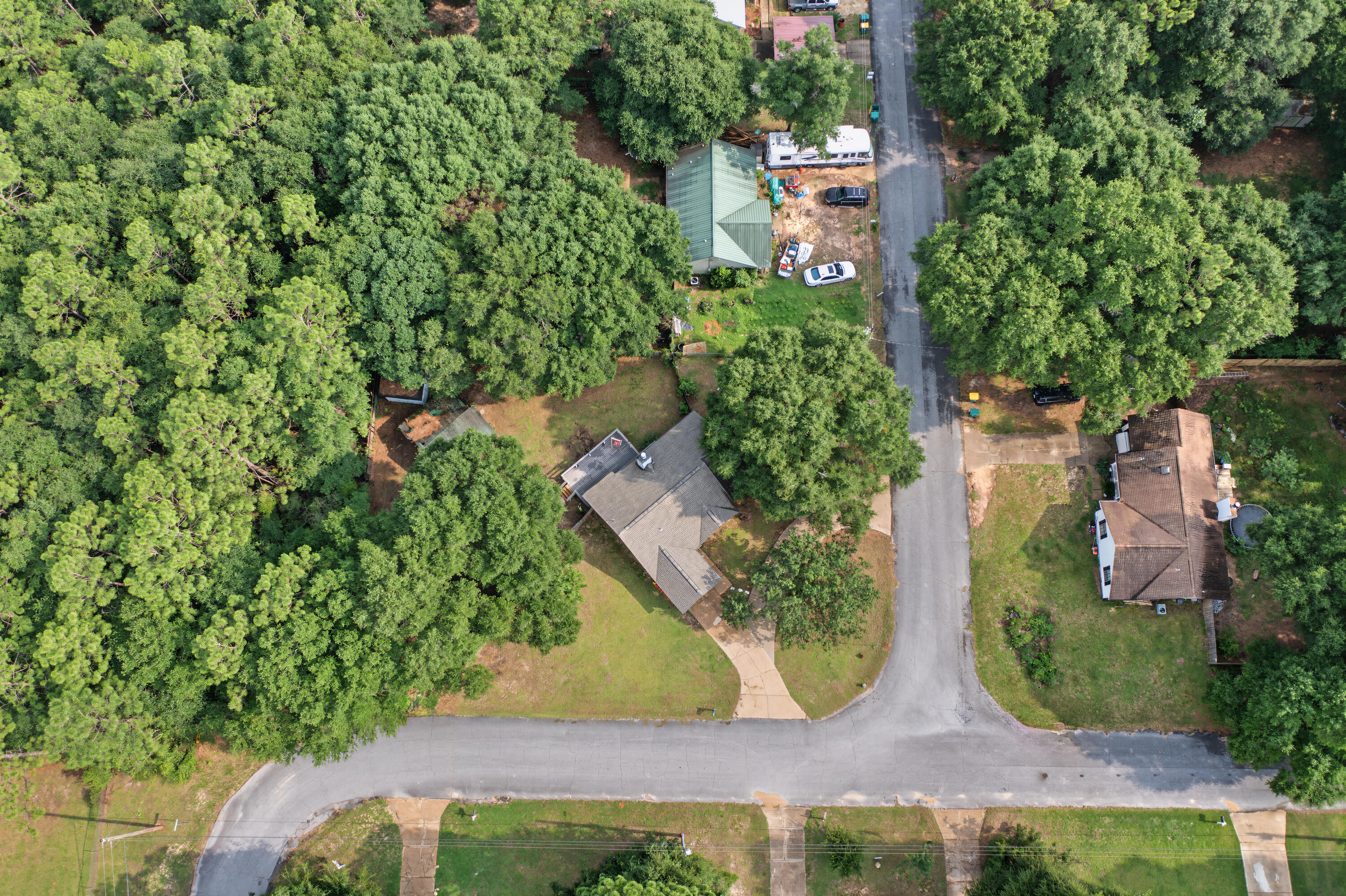 BEACONS BEND SOUTH - Residential