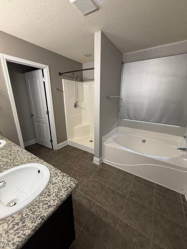 DUGGAN POND ESTATES - Residential