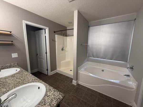 DUGGAN POND ESTATES - Residential