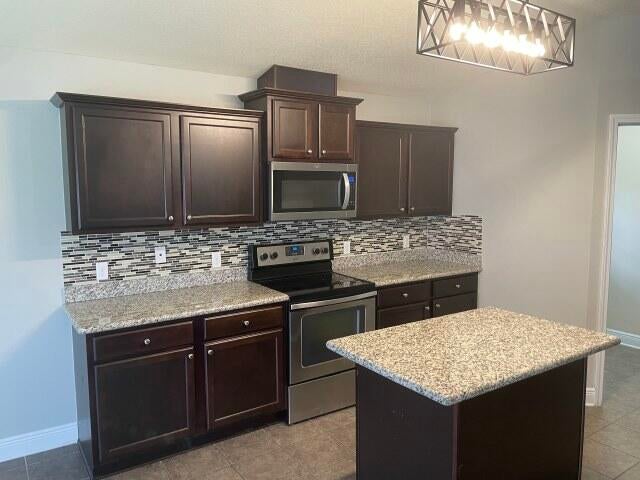 DUGGAN POND ESTATES - Residential