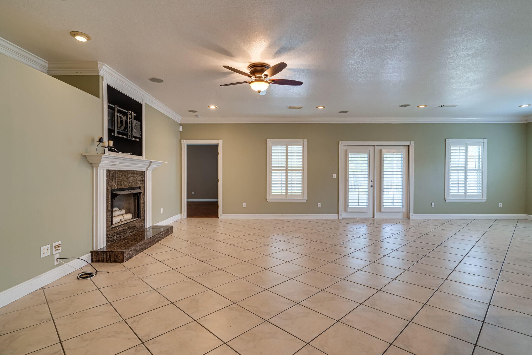 INDIAN TRAIL ESTATES - Residential Lease
